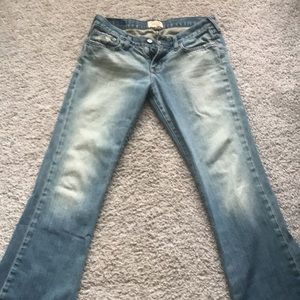 Abercrombie & Fitch Light Wash Denim
